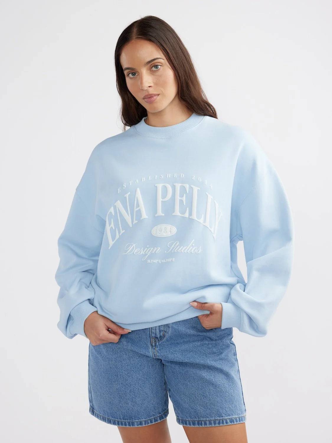 Heritage Studios Sweatshirt - Washed Capri